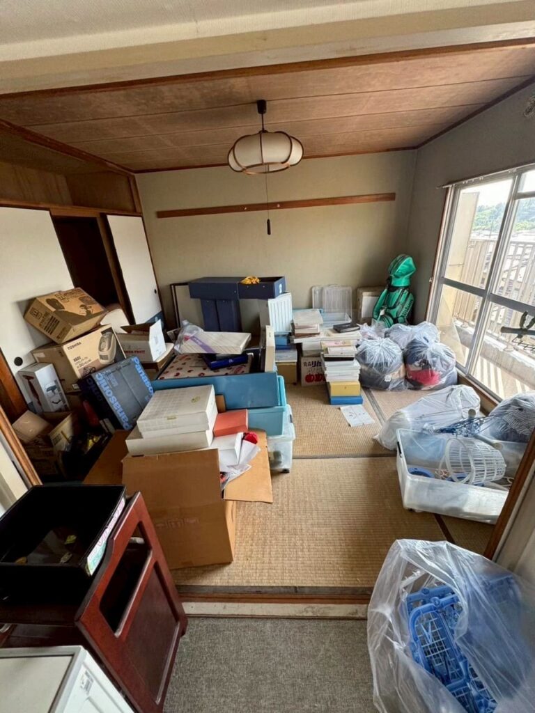 遺品整理ビフォー写真